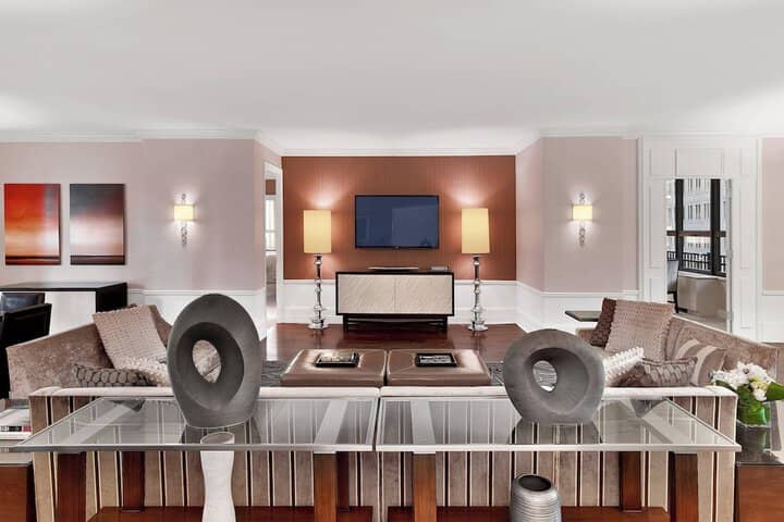 Room 31 of 85